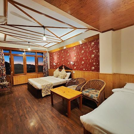 Hotel Pineview Shimla Exteriör bild